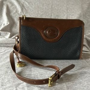 Vintage Dooney and Bourke Crossbody